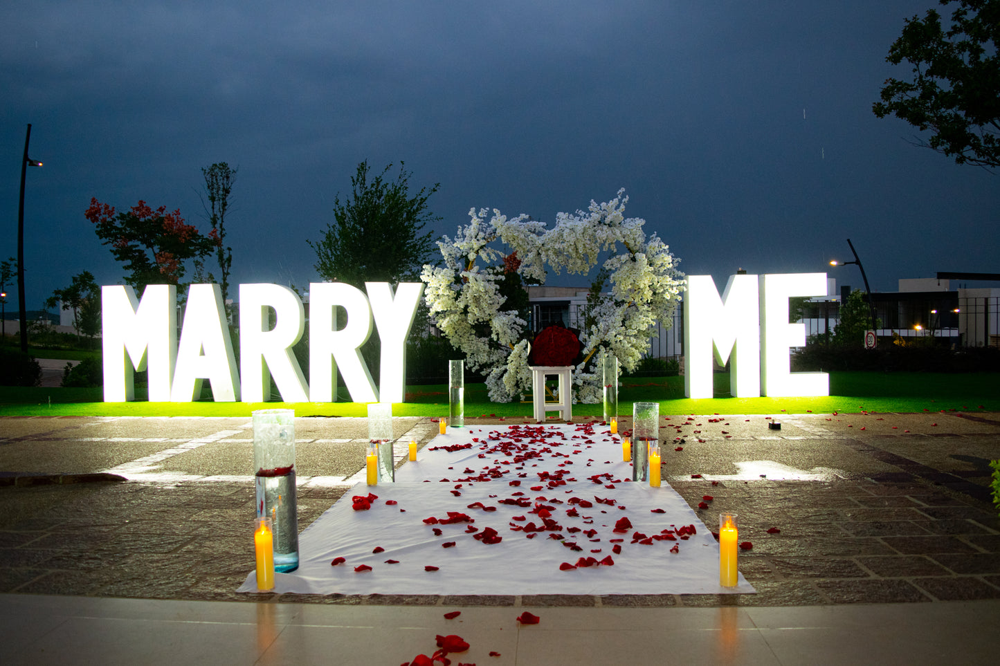 Set “MARRY ME” y CORAZÓN GIGANTE con letras gigantes (1.45 m