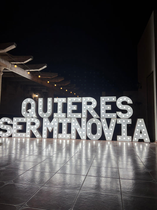 Set “¿Quieres ser mi novia?” con letras gigantes (70 cm)